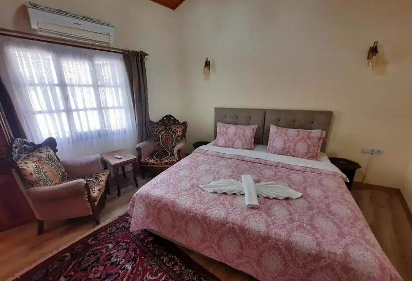 تختخواب و صبحانه Ali Baba's House
