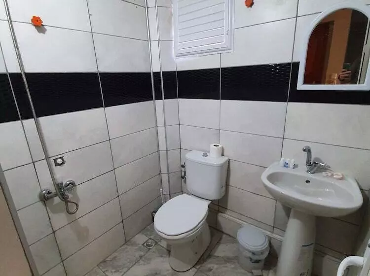 Aamiaismajoitus (B&B) Karya