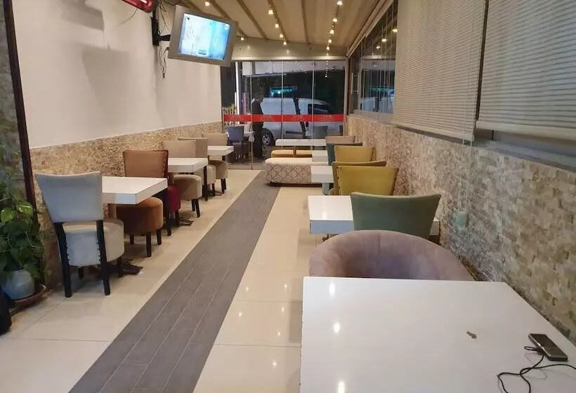 Aamiaismajoitus (B&B) Karya