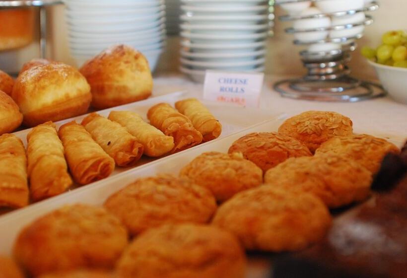 Hotel Crescent Hasirci