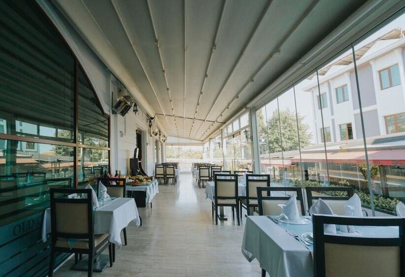 酒店 Ener Old Castle Resort