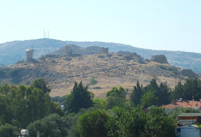 Отель Foca Ensar