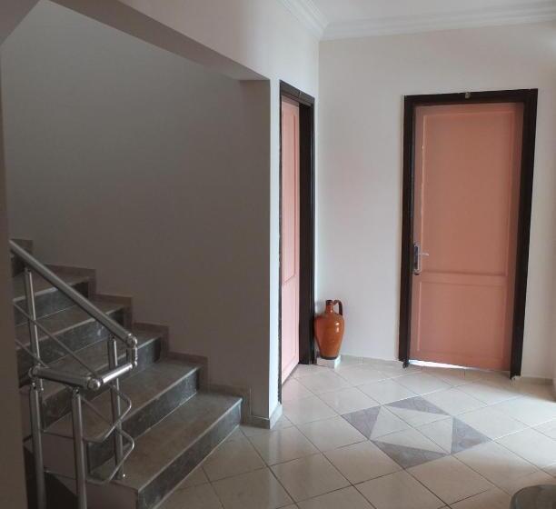 Отель Foca Ensar