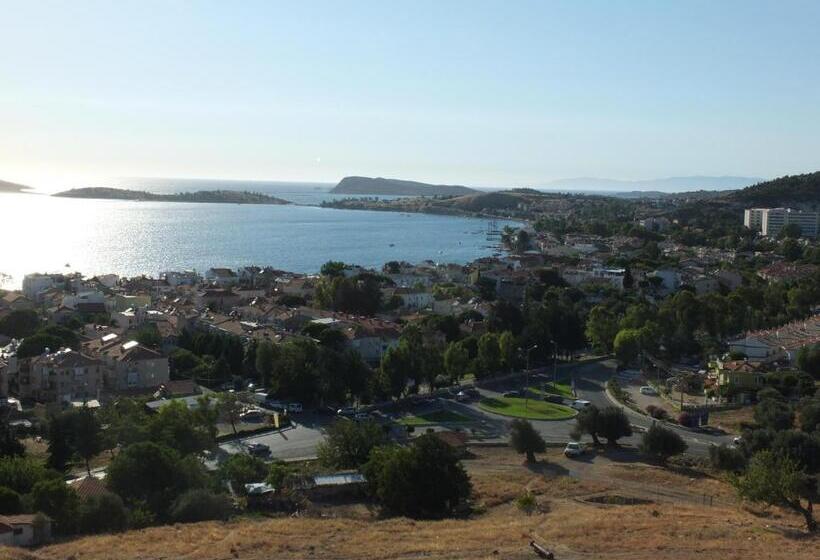 Отель Foca Ensar