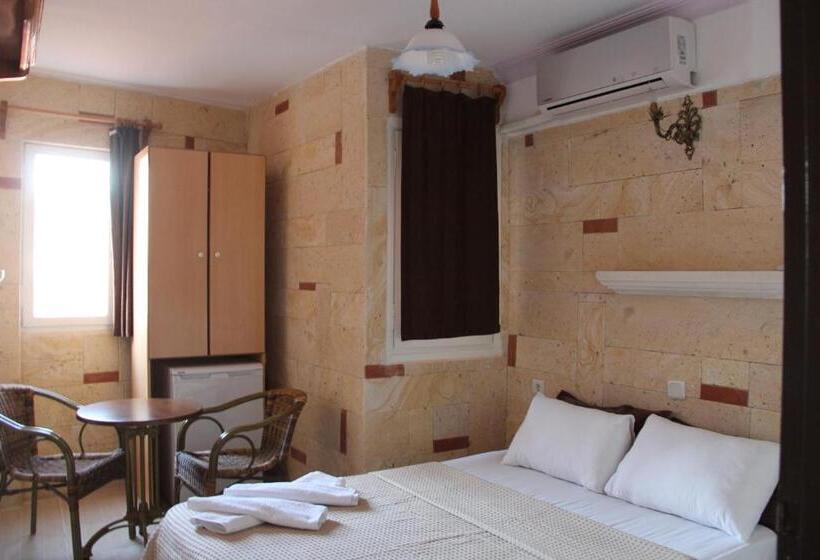 Отель Foca Ensar