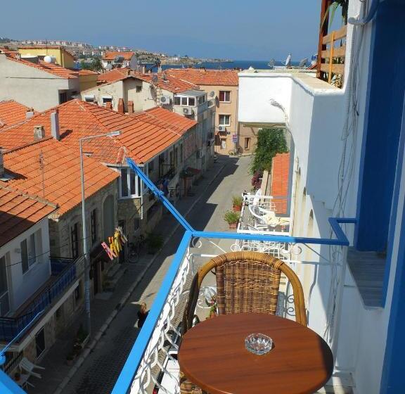 Отель Foca Ensar