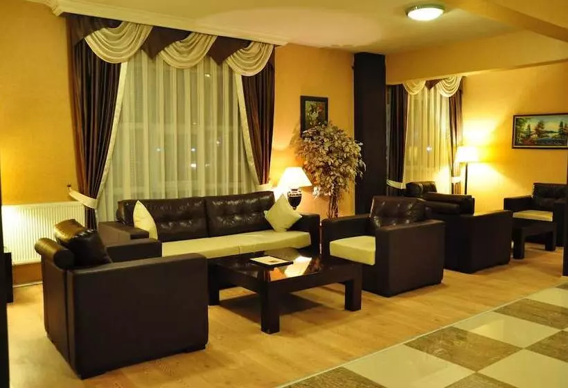 هتل Grand Cinar
