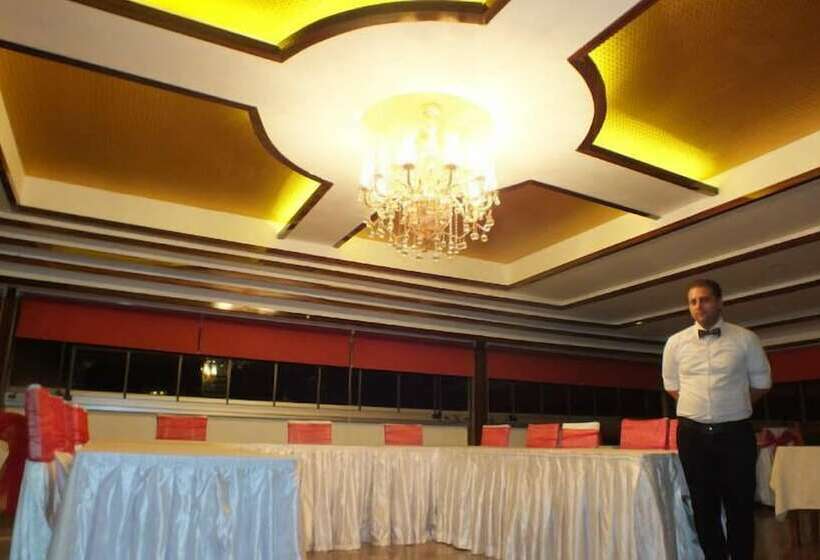 בית מלון כפרי Grand Onur