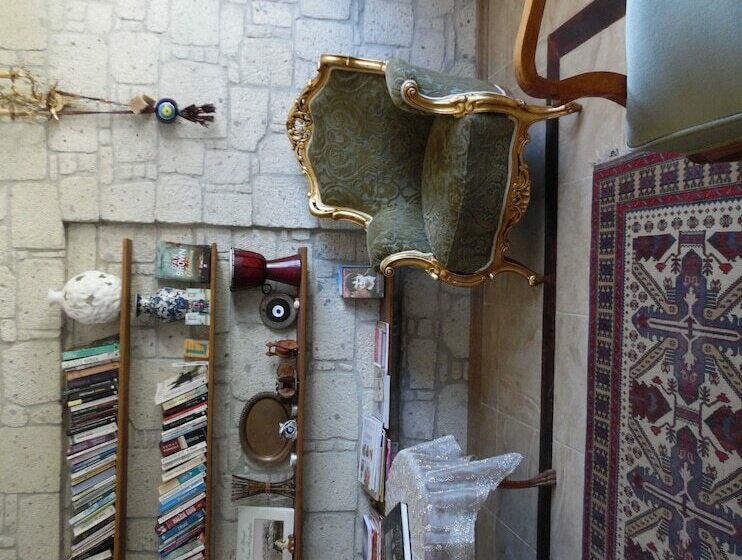 Отель Karaburun Konak