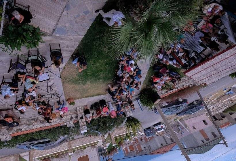 Отель Karaburun Konak