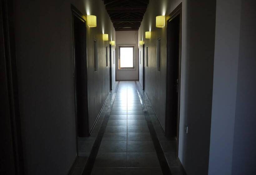 Отель Karaburun Konak