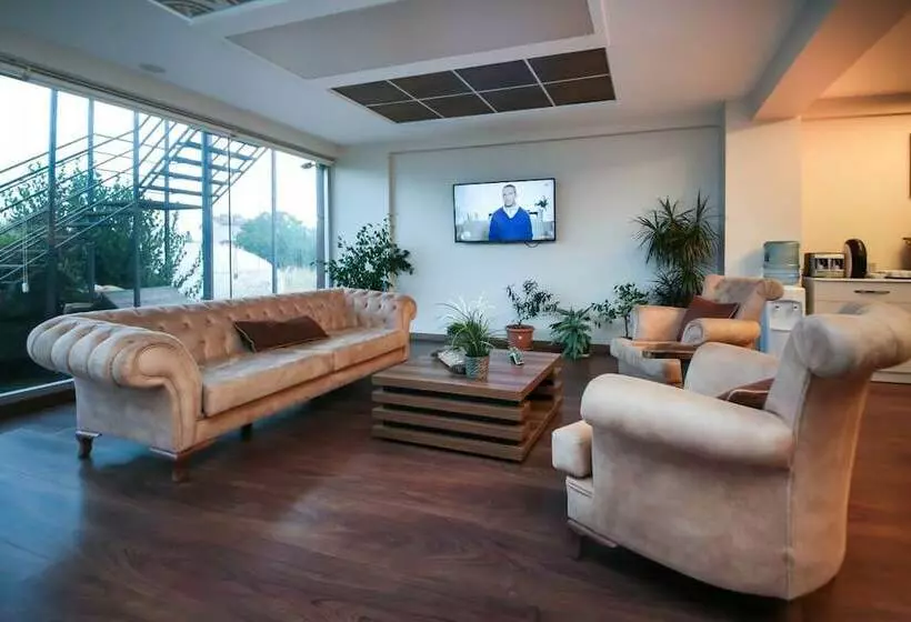 ホテル Pasha Suites