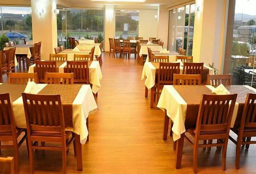 ホテル Pasha Suites