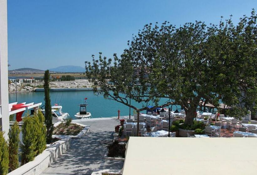 Hotel Port Villa Deniz
