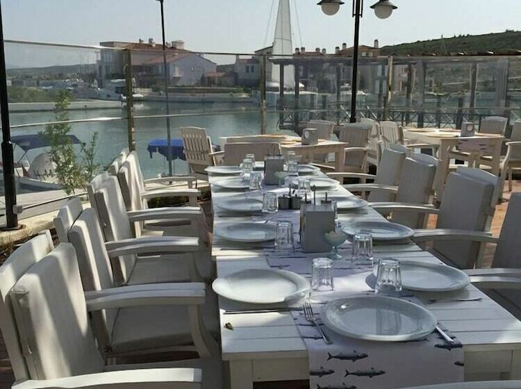 Hotel Port Villa Deniz