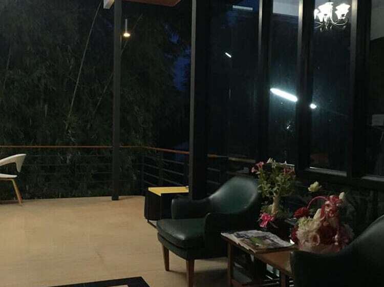 هاستل Boeing Grand