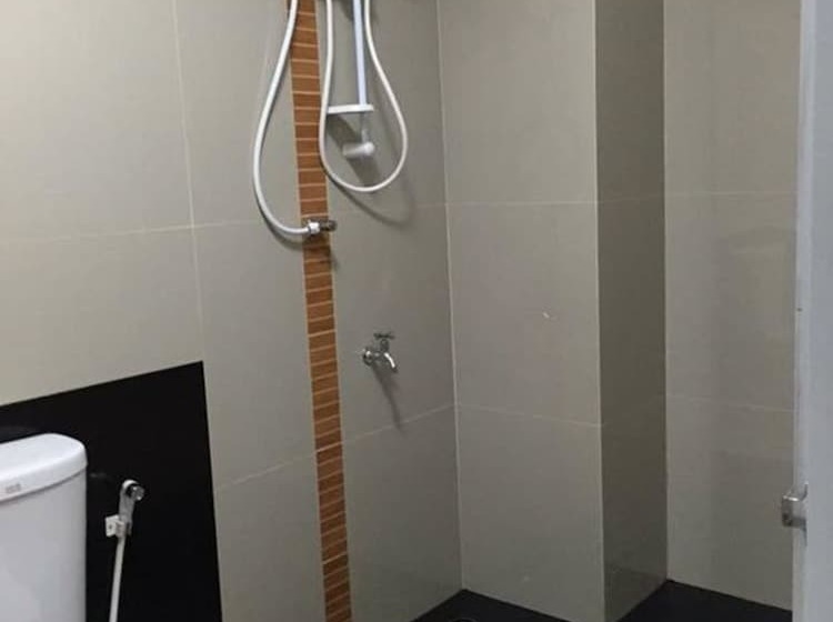 هاستل Boeing Grand