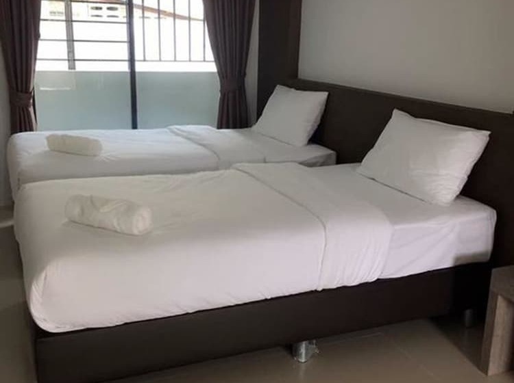 هاستل Boeing Grand