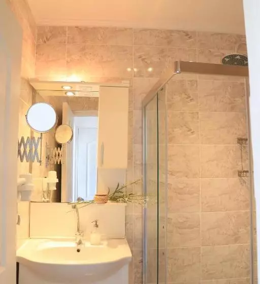 ホテル Bozburun Pembe Yunus