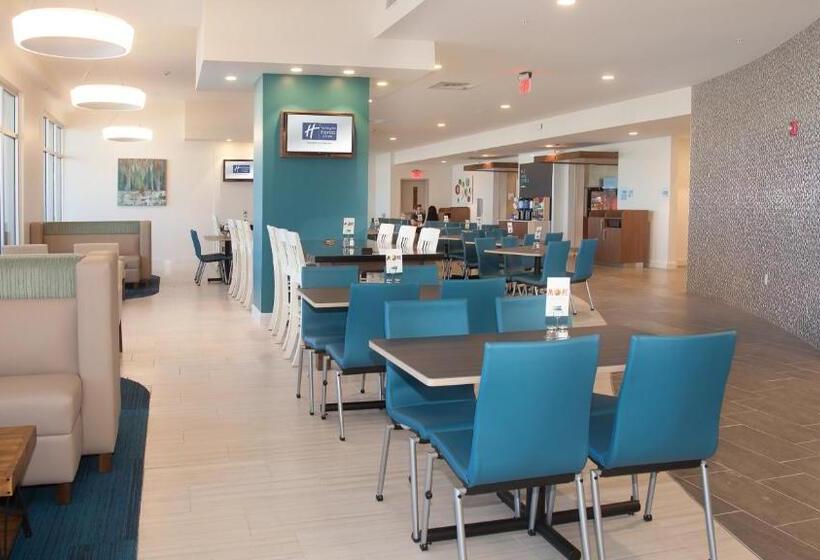 בית מלון כפרי Holiday Inn Express & Suites Panama City Beach Beachfront, An Ihg