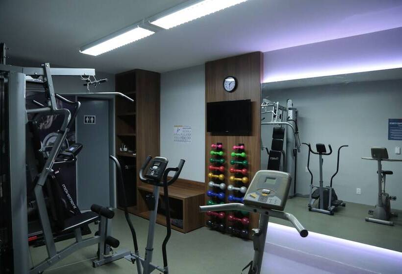 هتل Maysa Caruaru