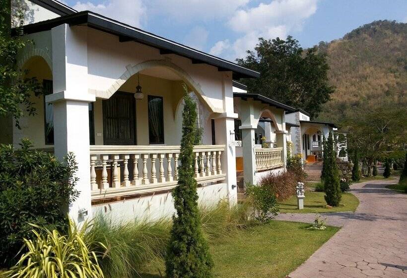 فندق Stamp Hills Resort & Restaurant