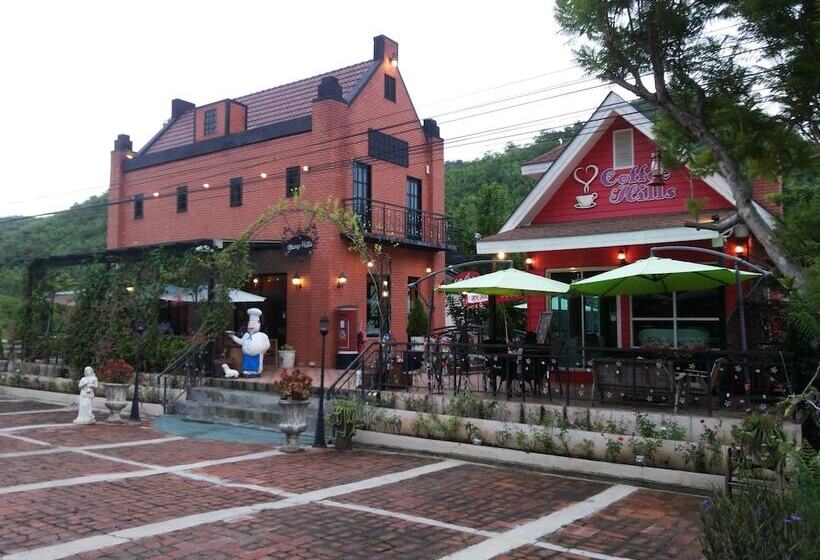 فندق Stamp Hills Resort & Restaurant