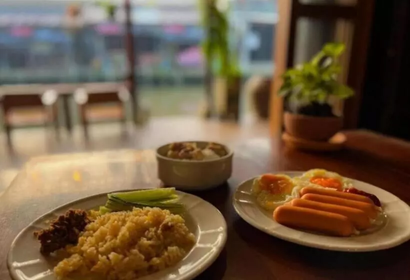 ホテル Thanicha Resort