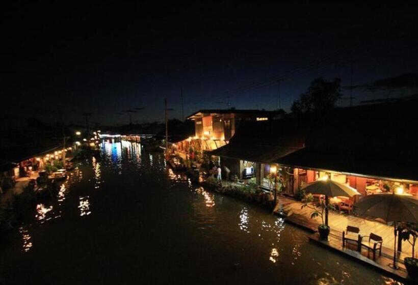 Отель Thanicha Resort