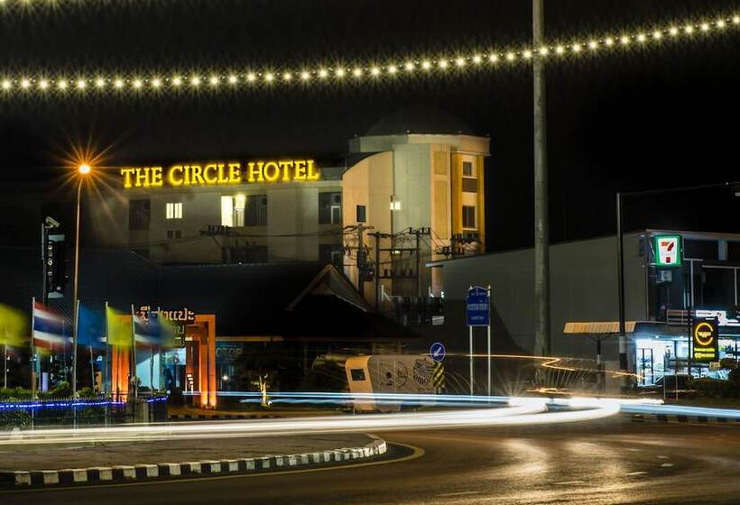 Отель The Circle