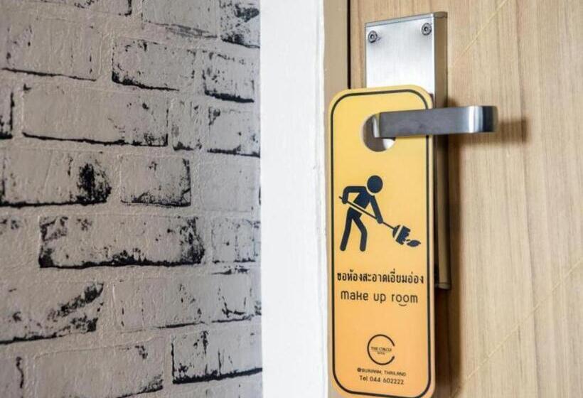 Отель The Circle