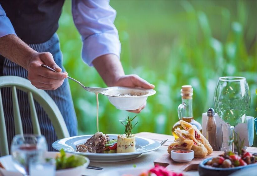 ホテル Tranquilla River Lodge   Adults Only