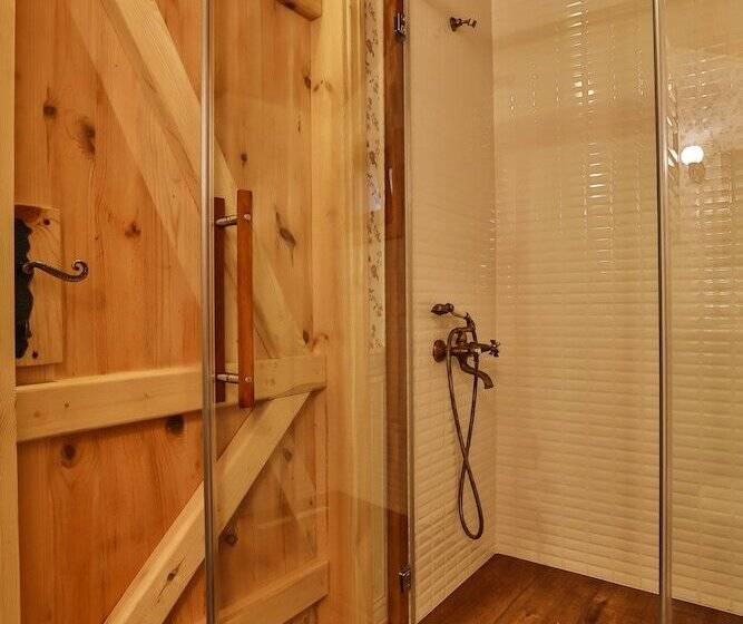 ホテル Tranquilla River Lodge   Adults Only