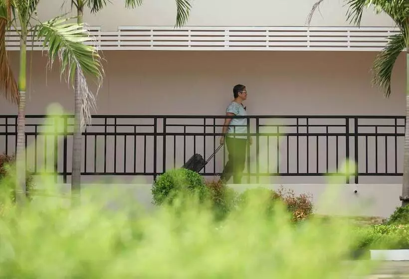 ホテル U Duay Gan Garden Home