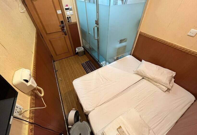 هتل Wee.classic Inn