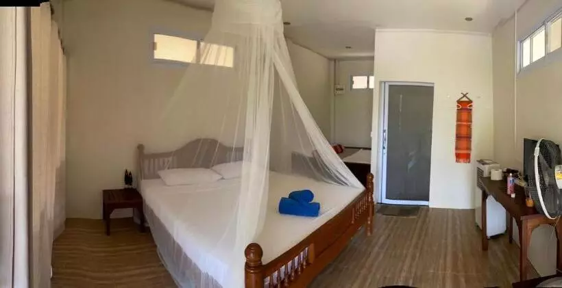 Khao Sok Hill Top Resort