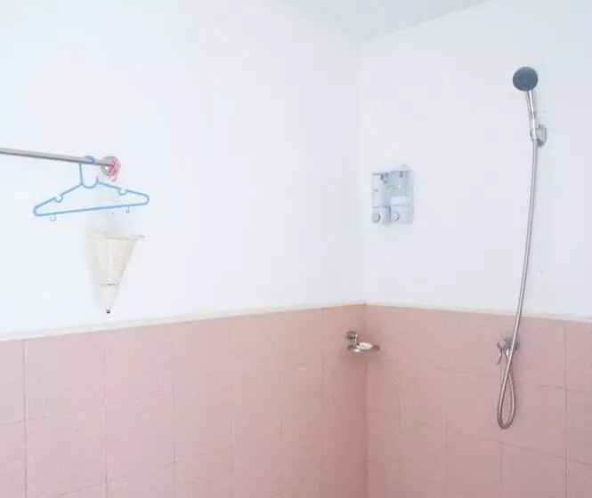 Madinah Hostel Ranong