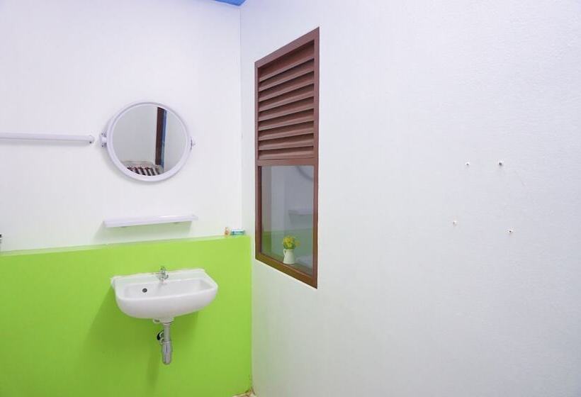 Madinah Hostel Ranong