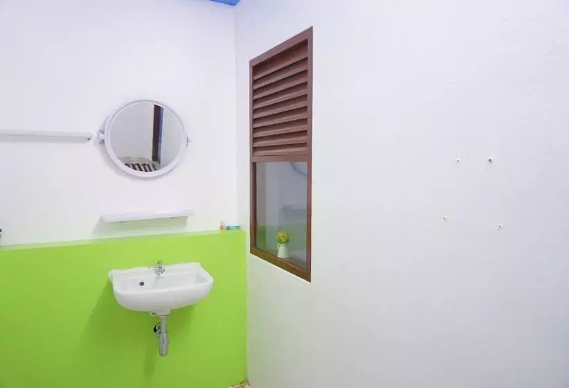 Madinah Hostel Ranong