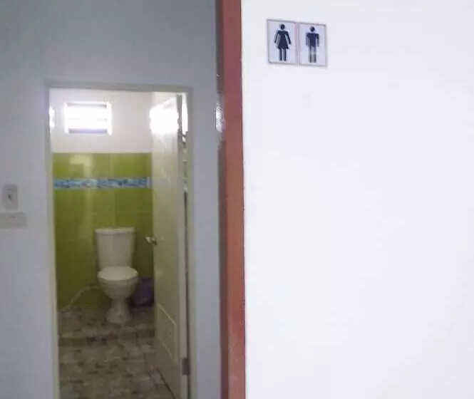 Madinah Hostel Ranong