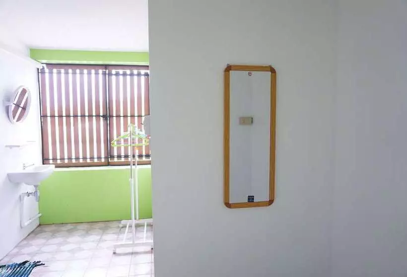 Madinah Hostel Ranong