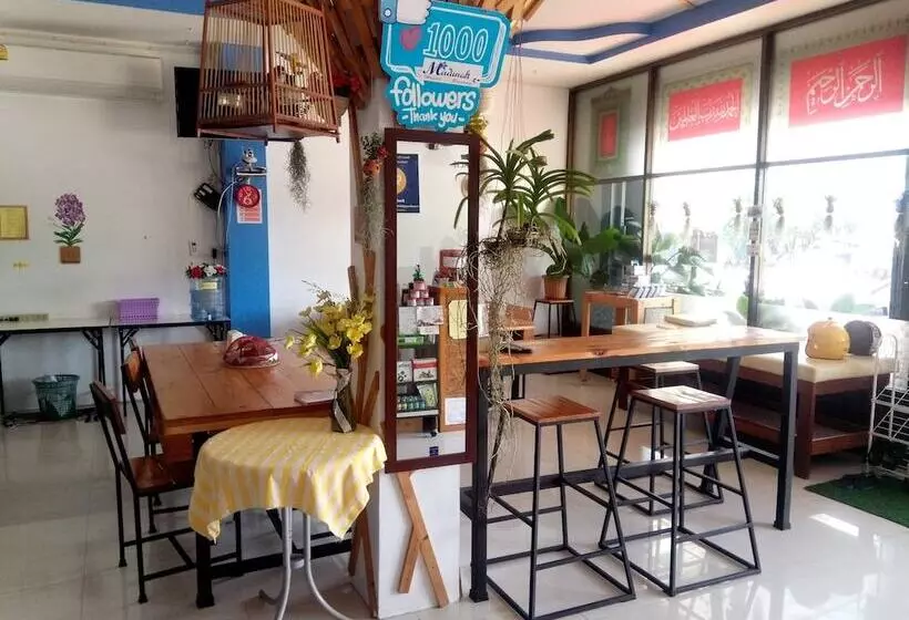 Madinah Hostel Ranong