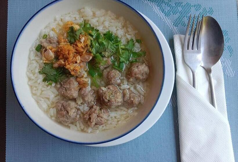 مُتل Mangoes Pattaya