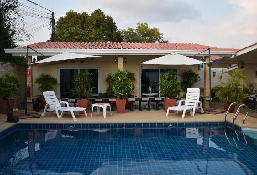 مُتل Mangoes Pattaya