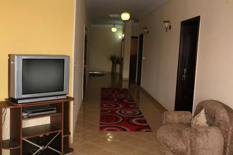 پانسیون Pyramids Power Inn