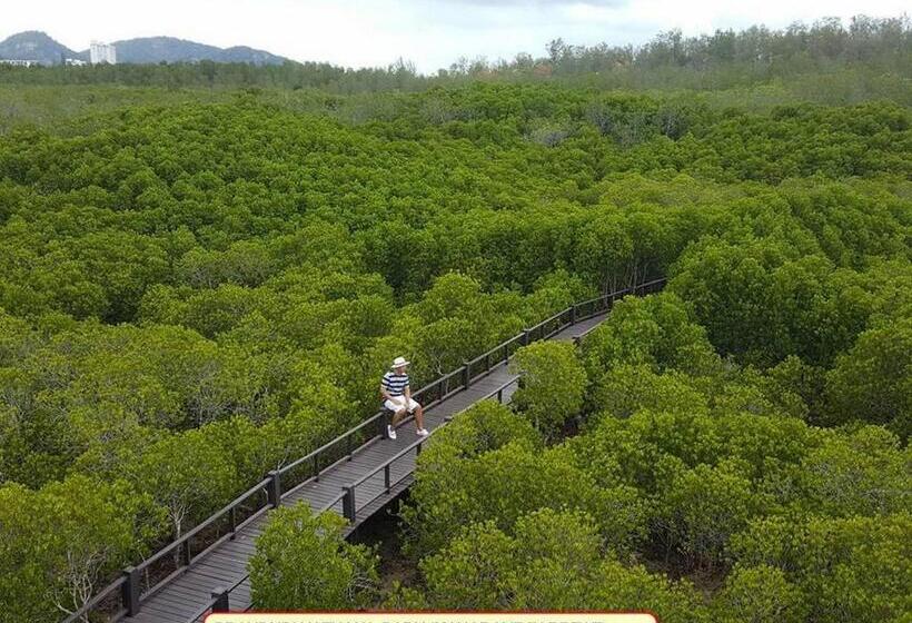 Vandrarhem Pulley Pool Villa 5 Mins Walk To Hua Hin Beach