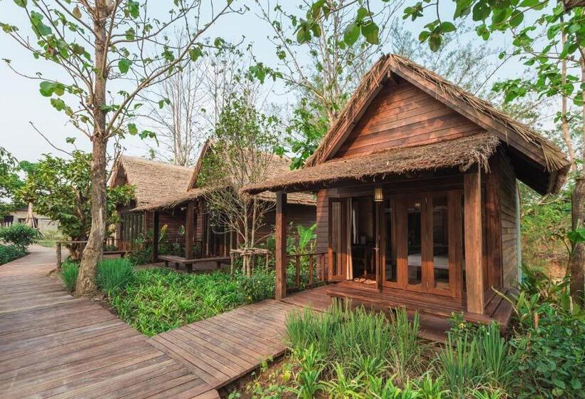 אתר נופש Azalea Village