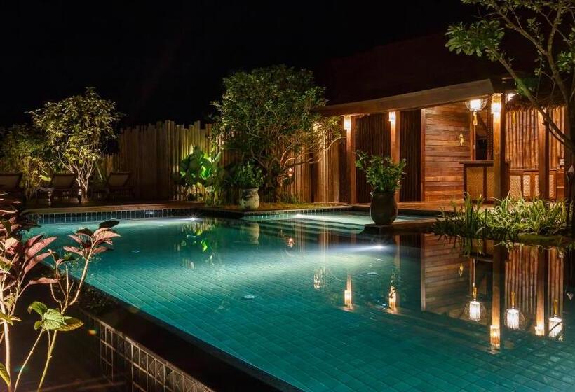 אתר נופש Azalea Village