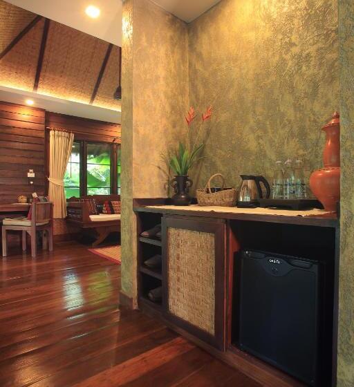 אתר נופש Azalea Village