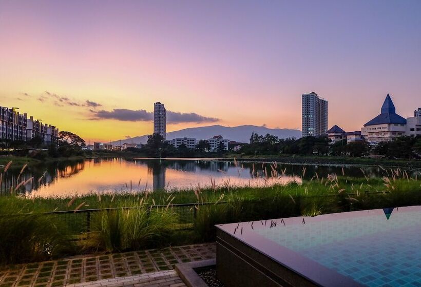 Курорт Brique Hotel Chiangmai